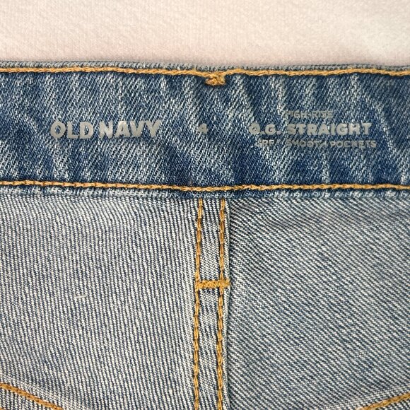 Old Navy High-Waisted OG Straight Leg Cut-Off Jeans - Picture 8 of 13
